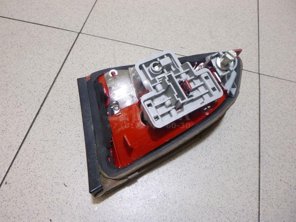 Фонарь задний внутренний левый