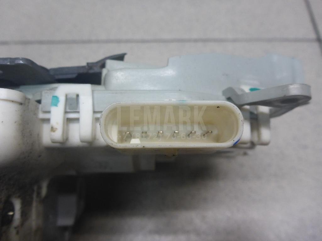 Замок двери задней левой