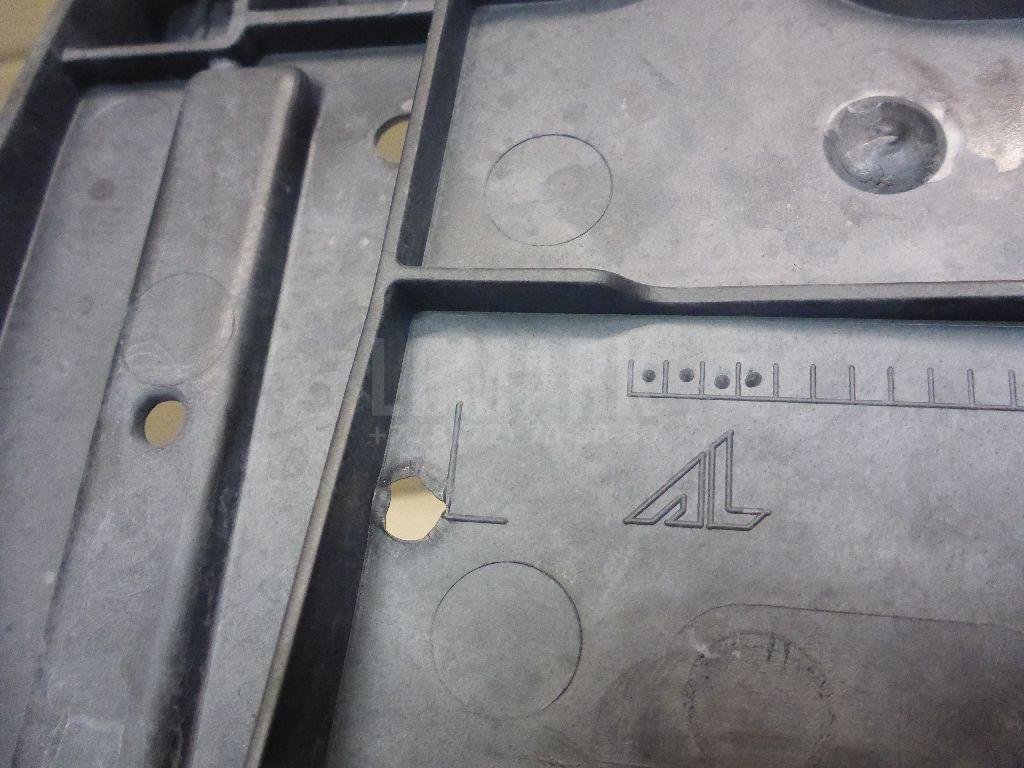 Кронштейн крепления фары