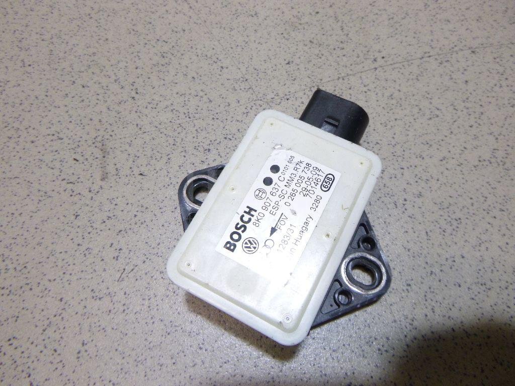 Датчик ускорения