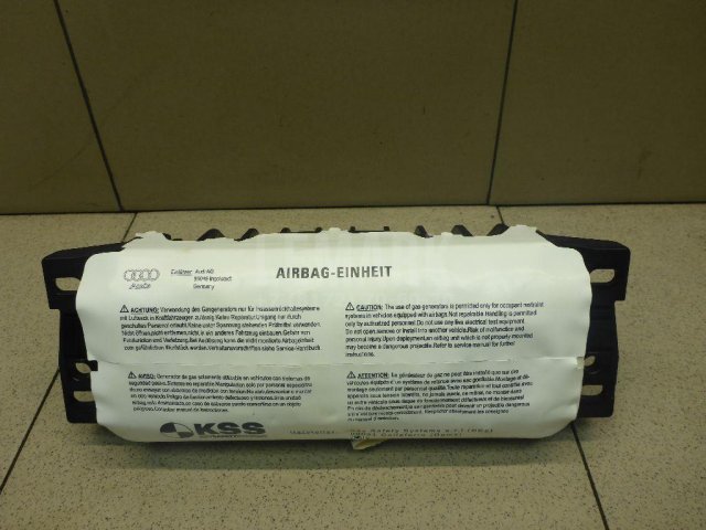 Подушка безопасности пассажирская (в торпедо)