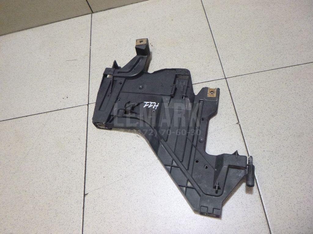 Кронштейн крепления фары