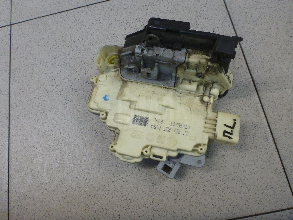 Замок двери передней левой