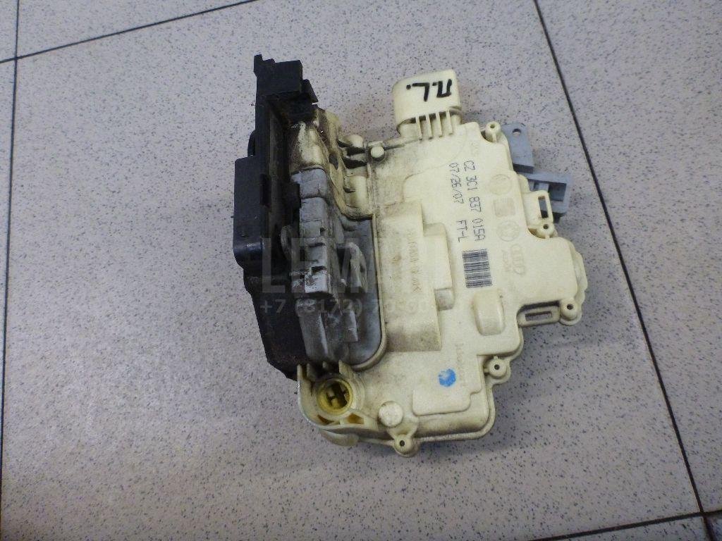 Замок двери передней левой