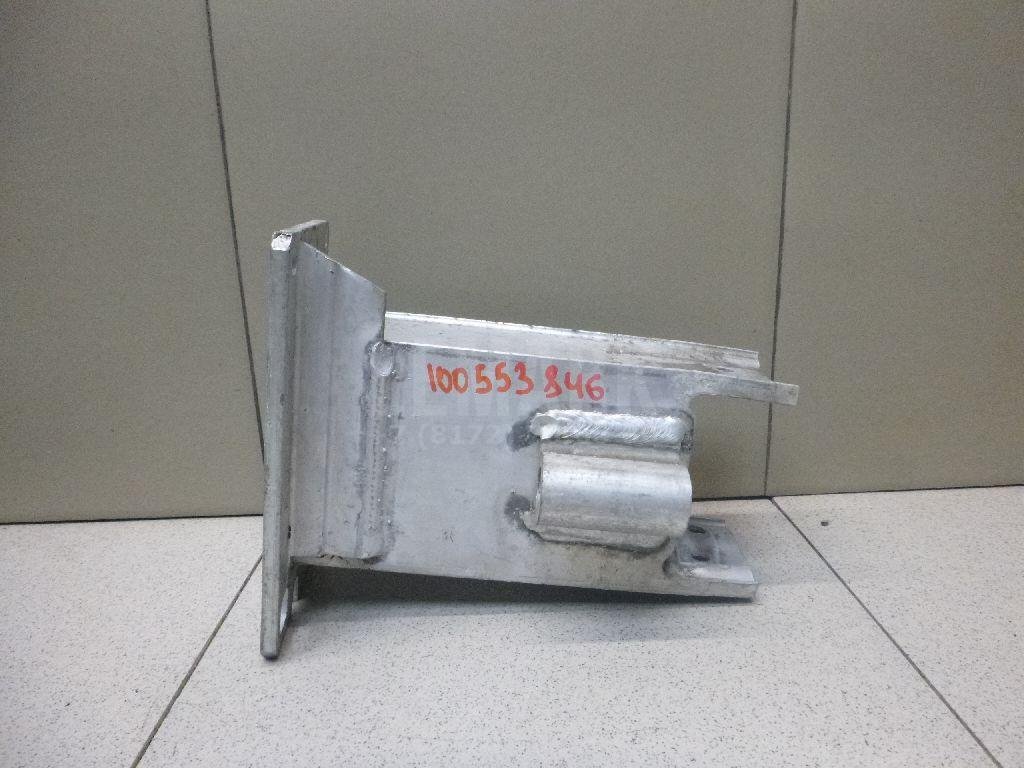 Кронштейн усилителя переднего бампера правый для  Audi A4 [B8] Allroad 2009-2015