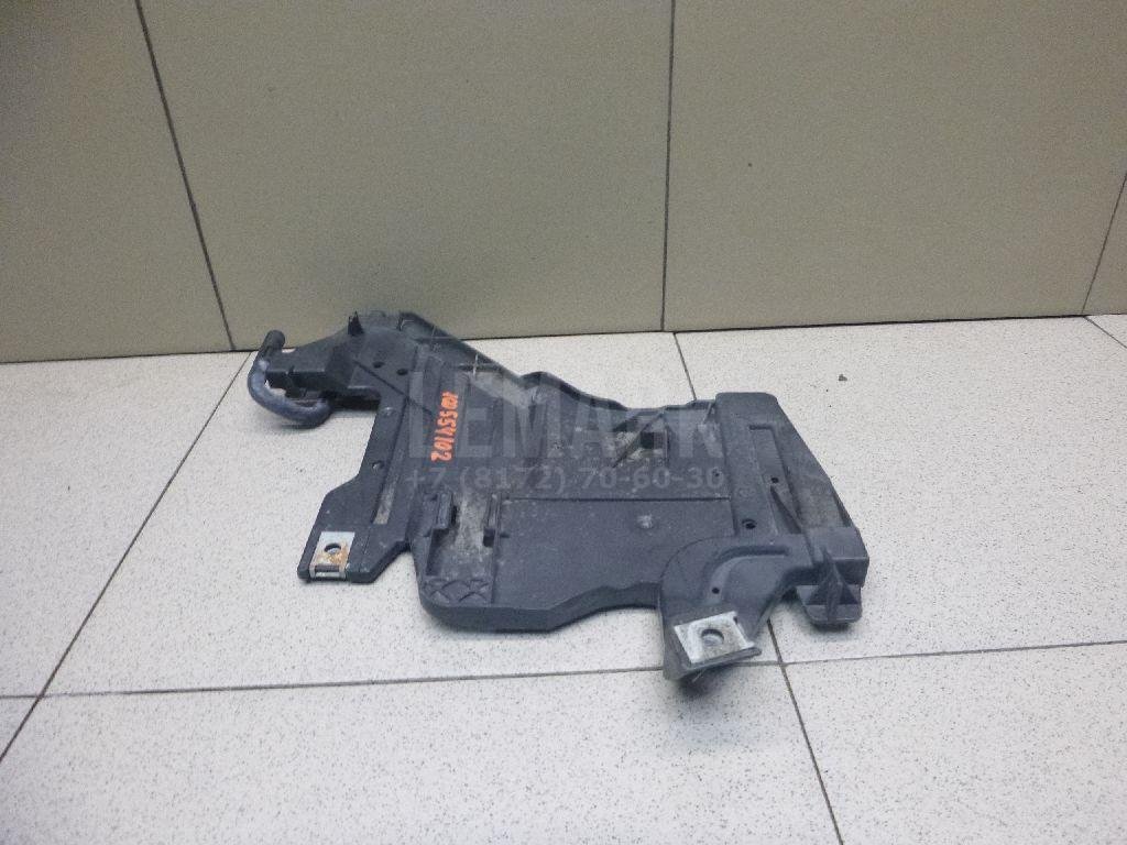 Кронштейн крепления фары