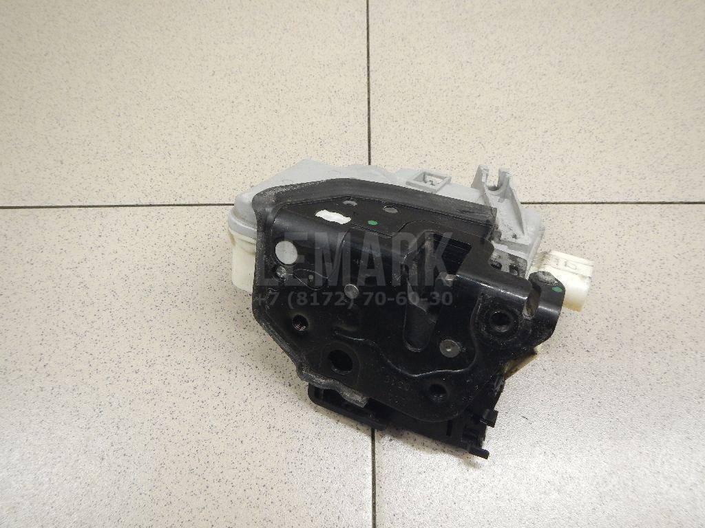 Замок двери передней левой