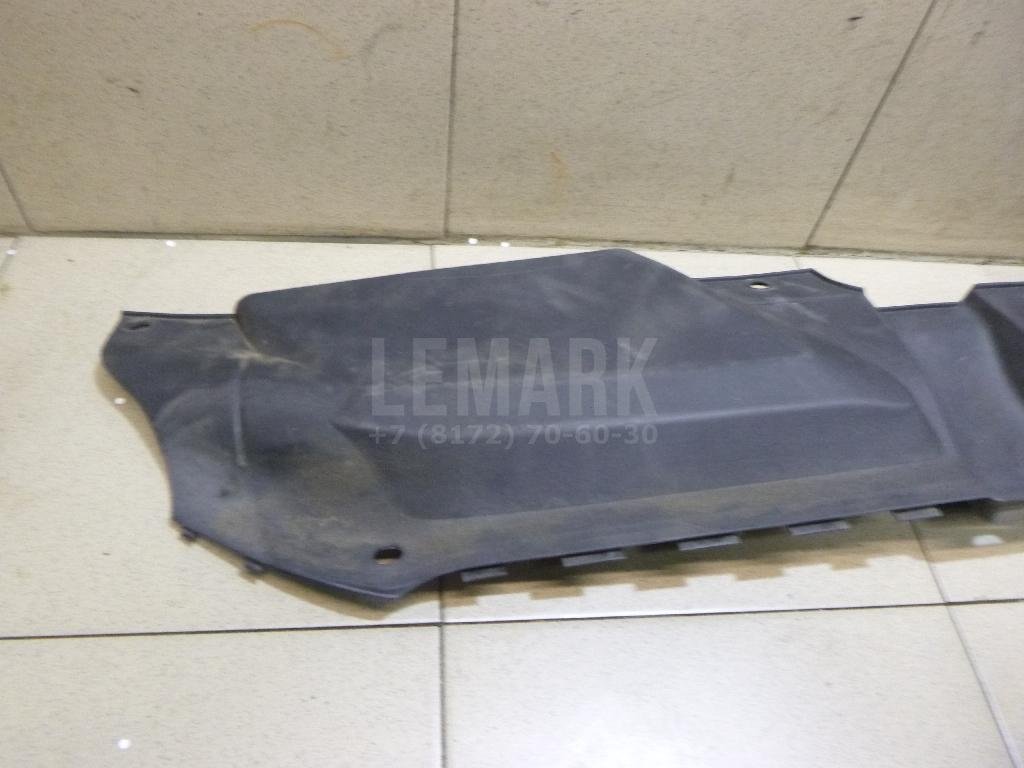 Кожух замка капота