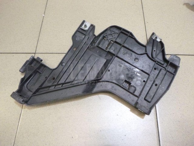 Кронштейн крепления фары