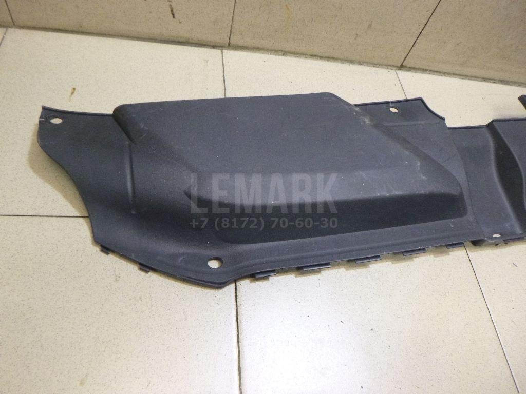 Кожух замка капота