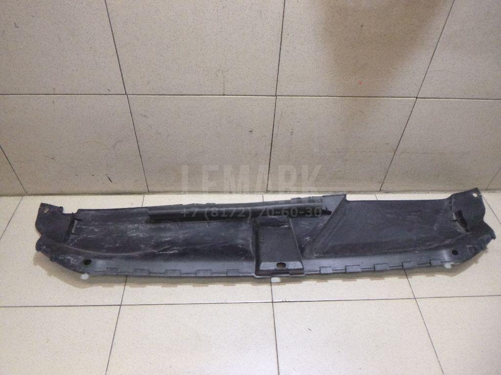 Кожух замка капота