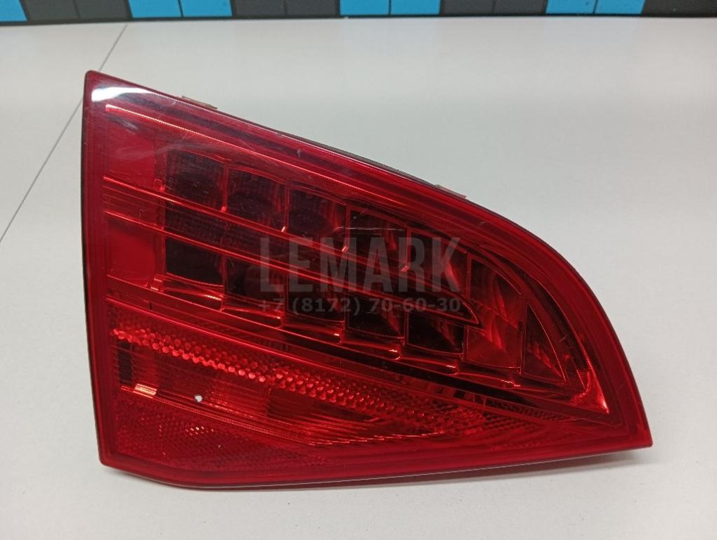 Фонарь задний внутренний левый