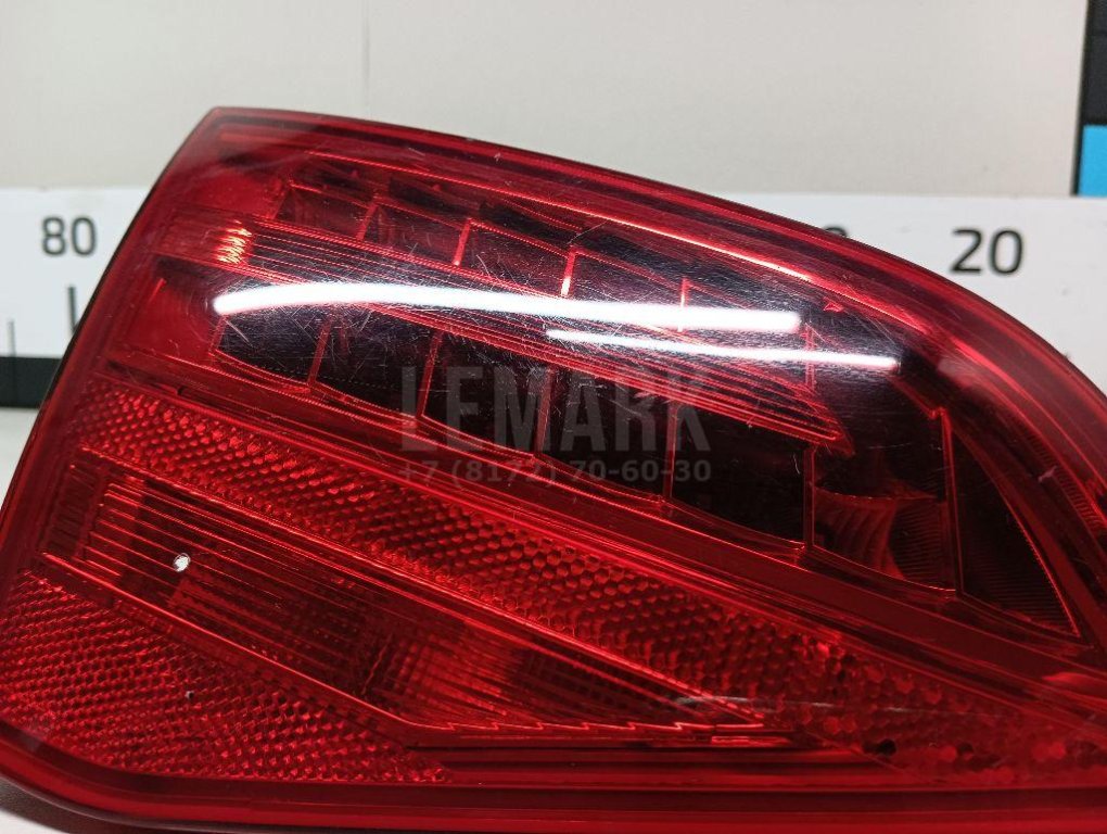 Фонарь задний внутренний левый