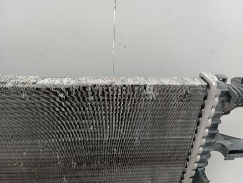 Радиатор основной