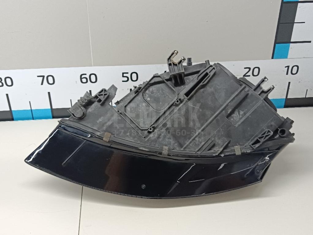 Фара правая для  Audi A2 [8Z0] 2000-2005