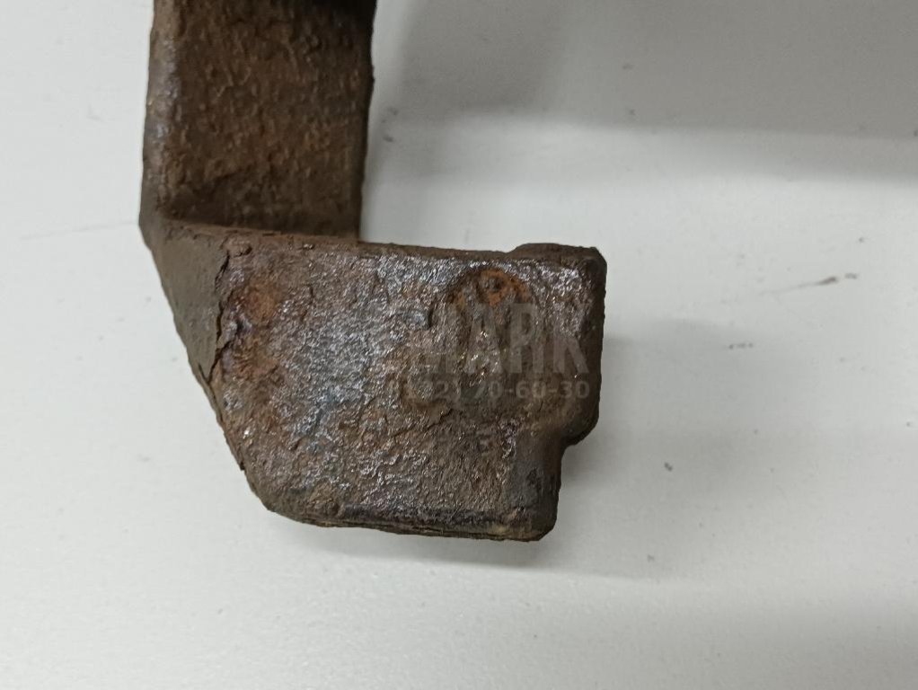 Скоба суппорта переднего