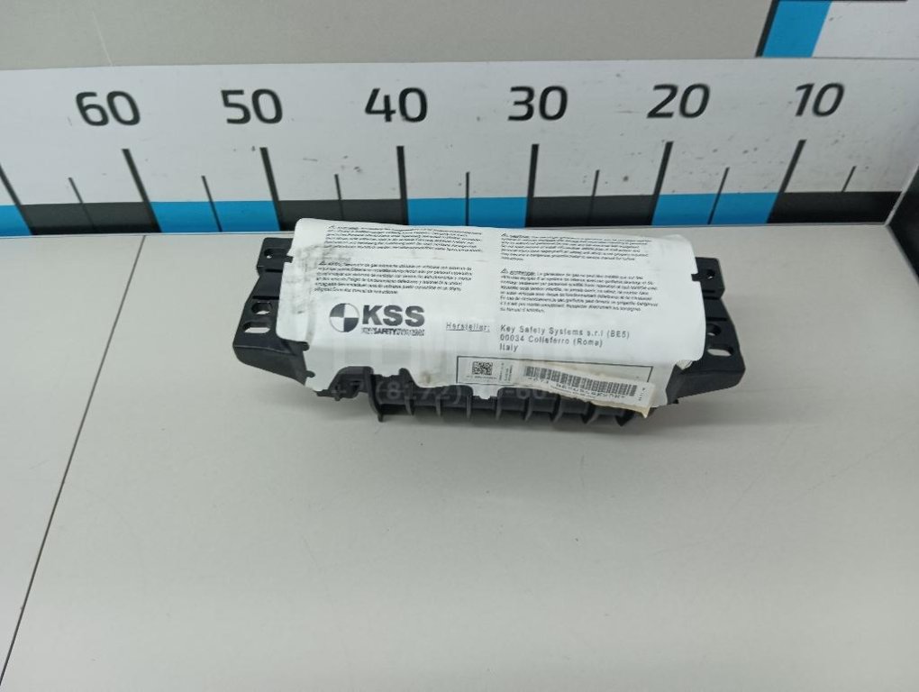 Подушка безопасности пассажирская (в торпедо)