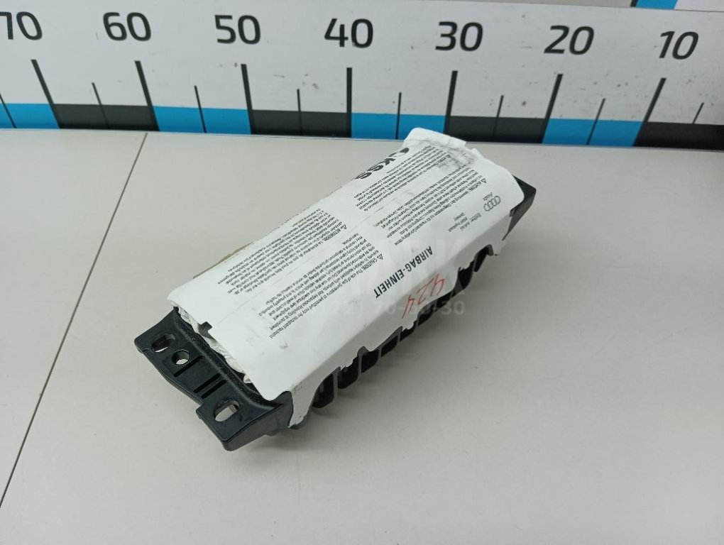 Подушка безопасности пассажирская (в торпедо)