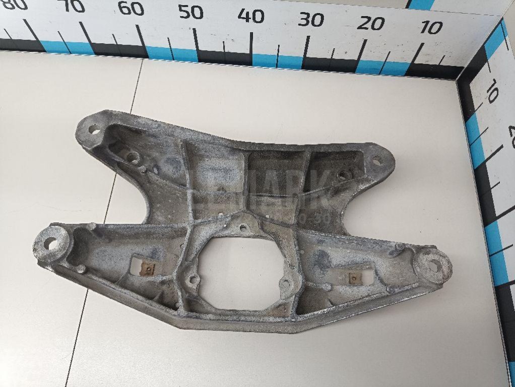 Кронштейн КПП для  Audi A3 [8PA] Sportback 2004-2013