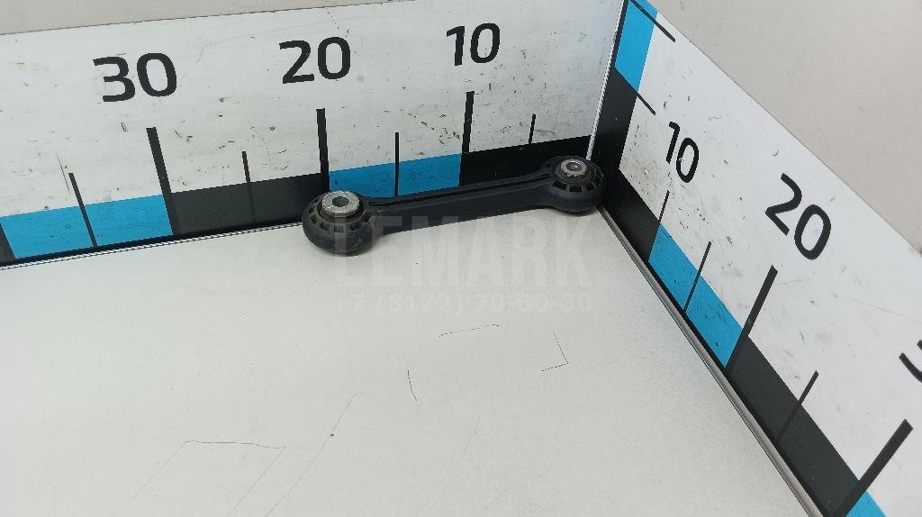 Стойка переднего стабилизатора