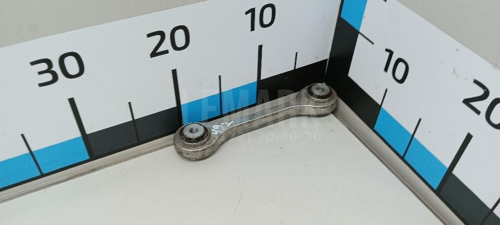 Стойка переднего стабилизатора