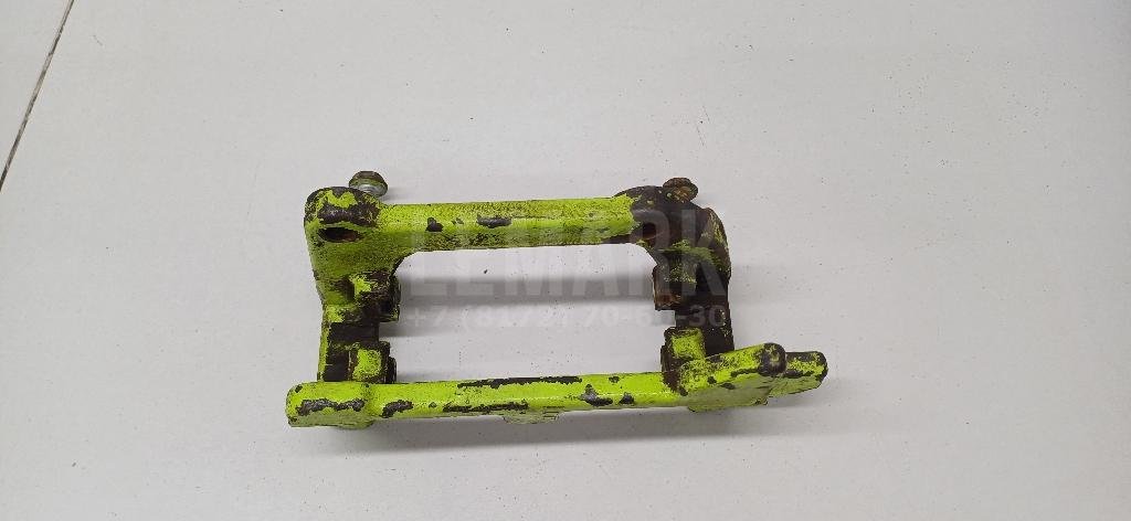 Скоба суппорта заднего левого