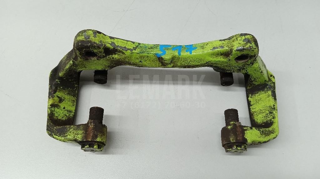 Скоба суппорта переднего