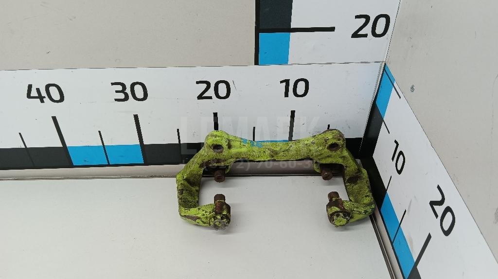 Скоба суппорта переднего