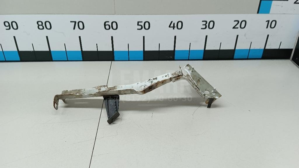 Кронштейн крепления крыла