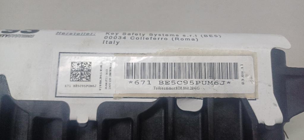 Подушка безопасности пассажирская (в торпедо)