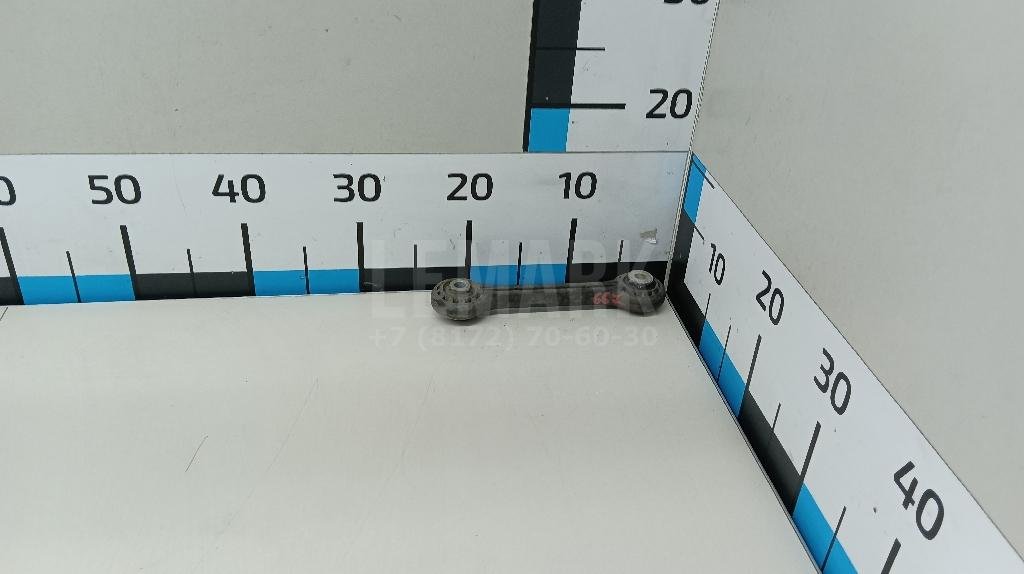 Стойка переднего стабилизатора