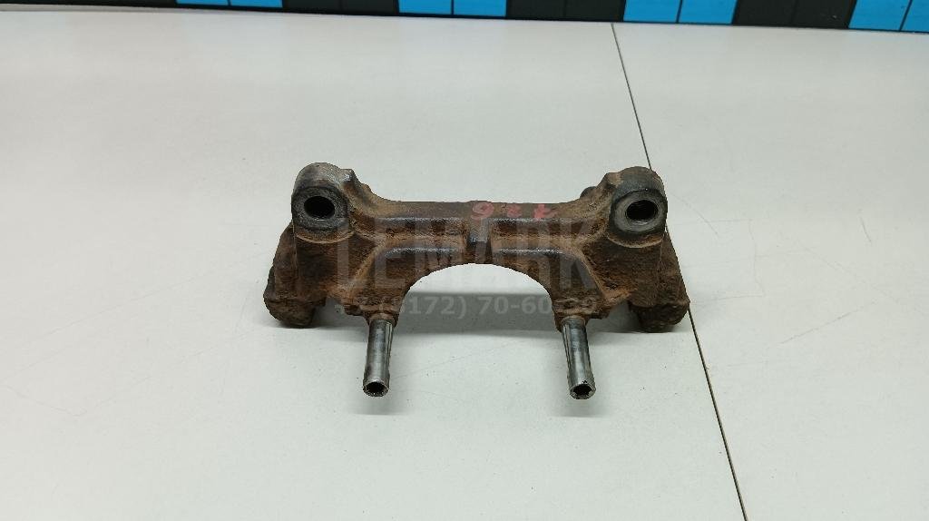 Скоба суппорта переднего