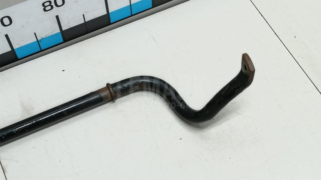 Стабилизатор передний