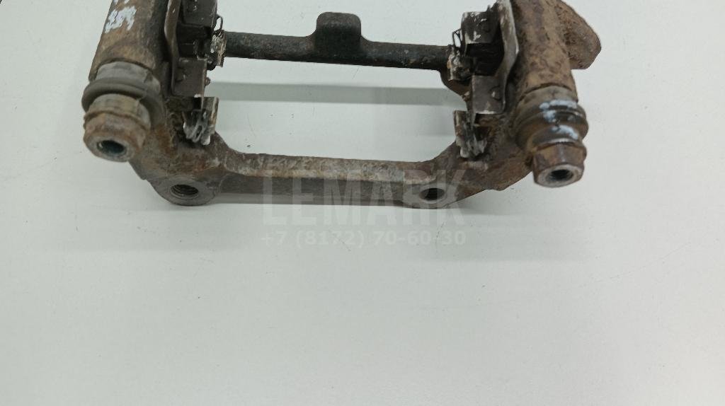 Скоба суппорта заднего левого