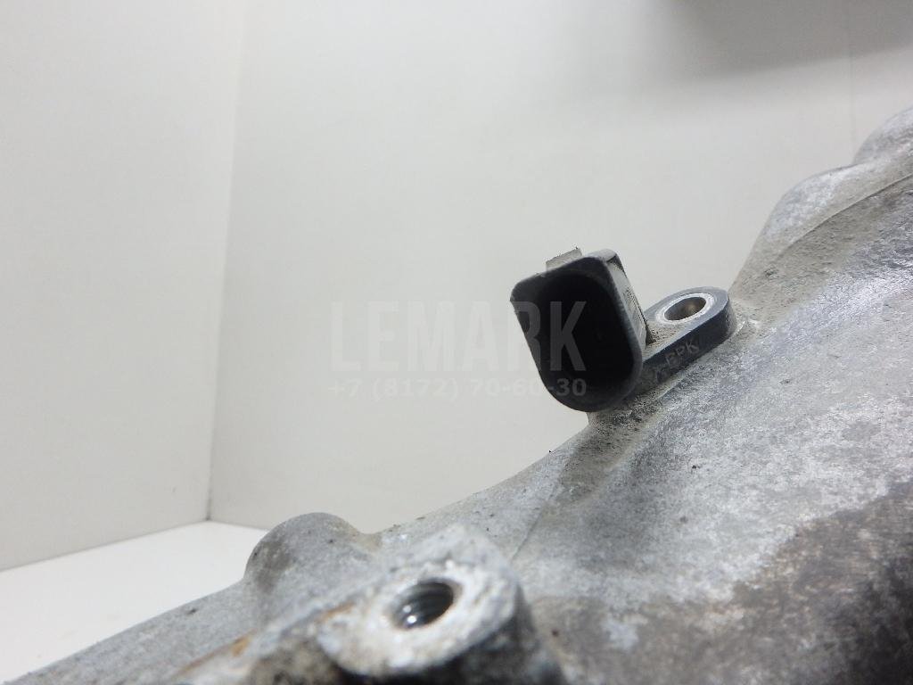 Кулак поворотный задний правый