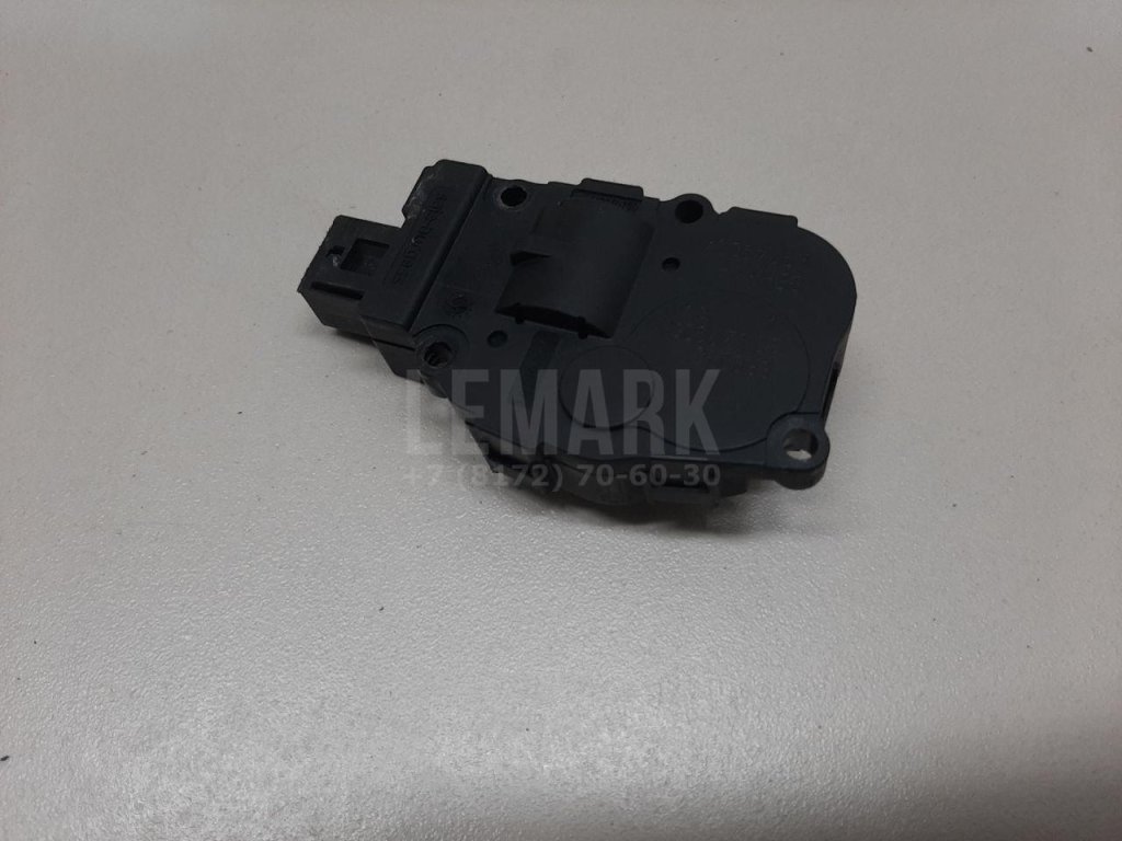 Моторчик заслонки отопителя