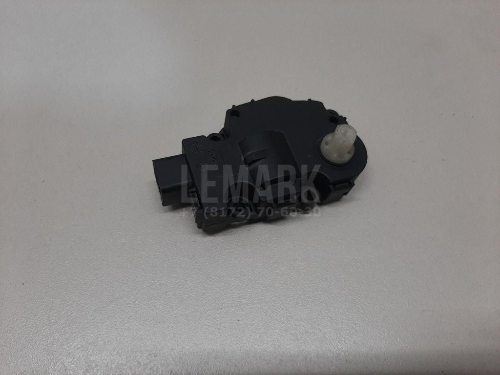 Моторчик заслонки отопителя