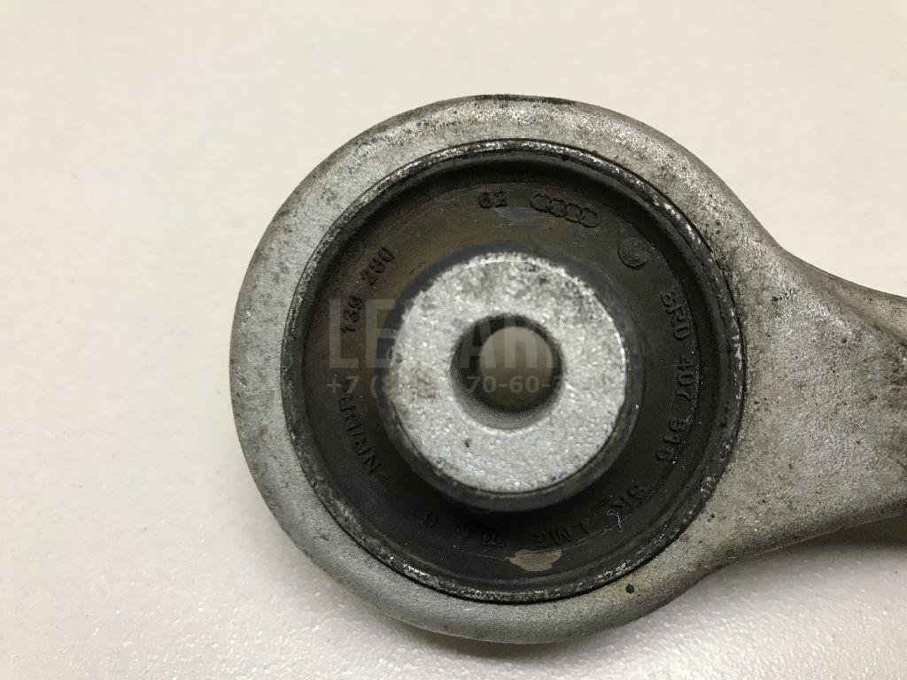 Рычаг передний верхний левый передний