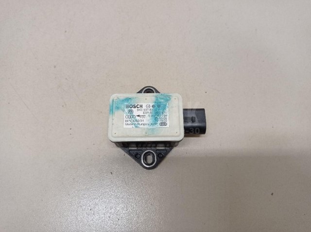 Датчик ускорения