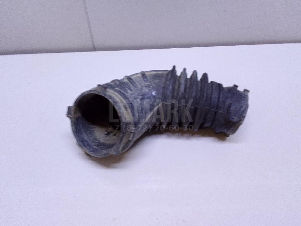 Патрубок воздушного фильтра