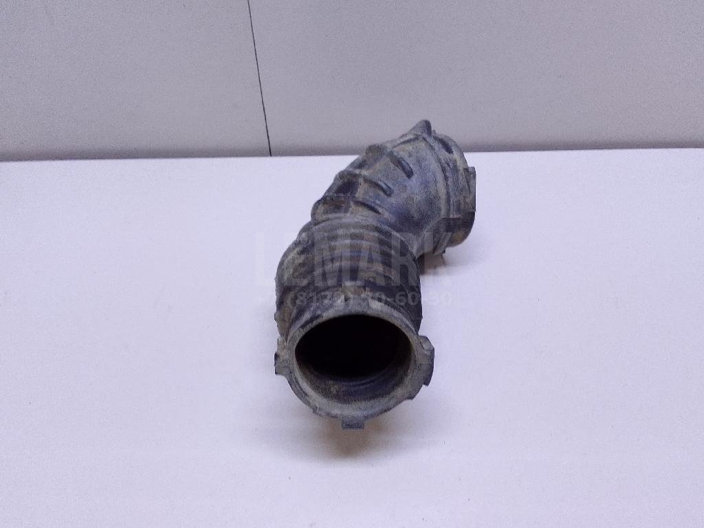 Патрубок воздушного фильтра