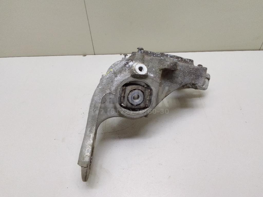 Кулак поворотный задний правый