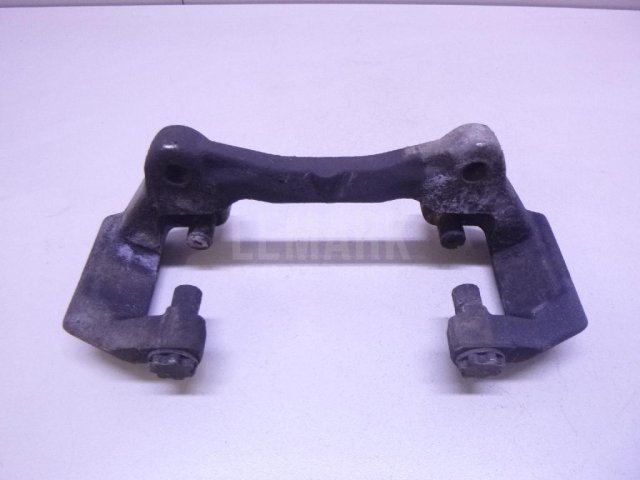 Скоба суппорта переднего