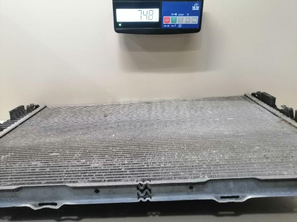 Радиатор основной