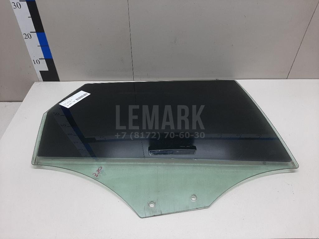 Стекло двери задней правой