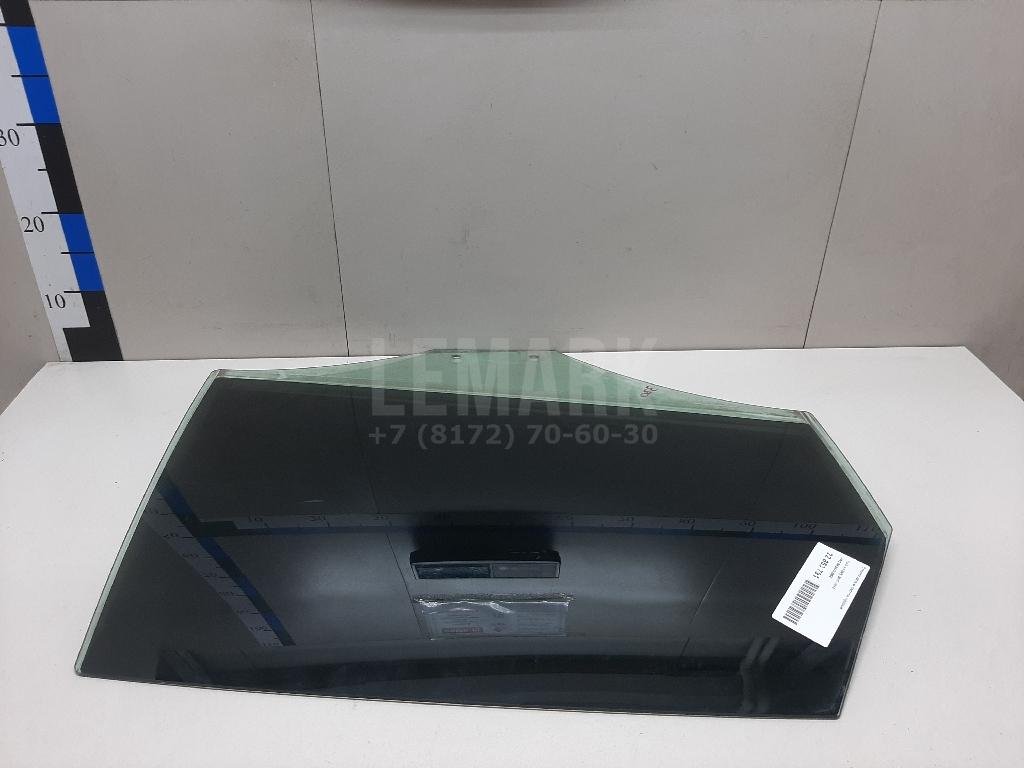 Стекло двери задней правой