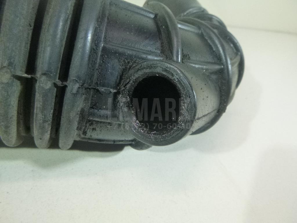 Патрубок воздушного фильтра