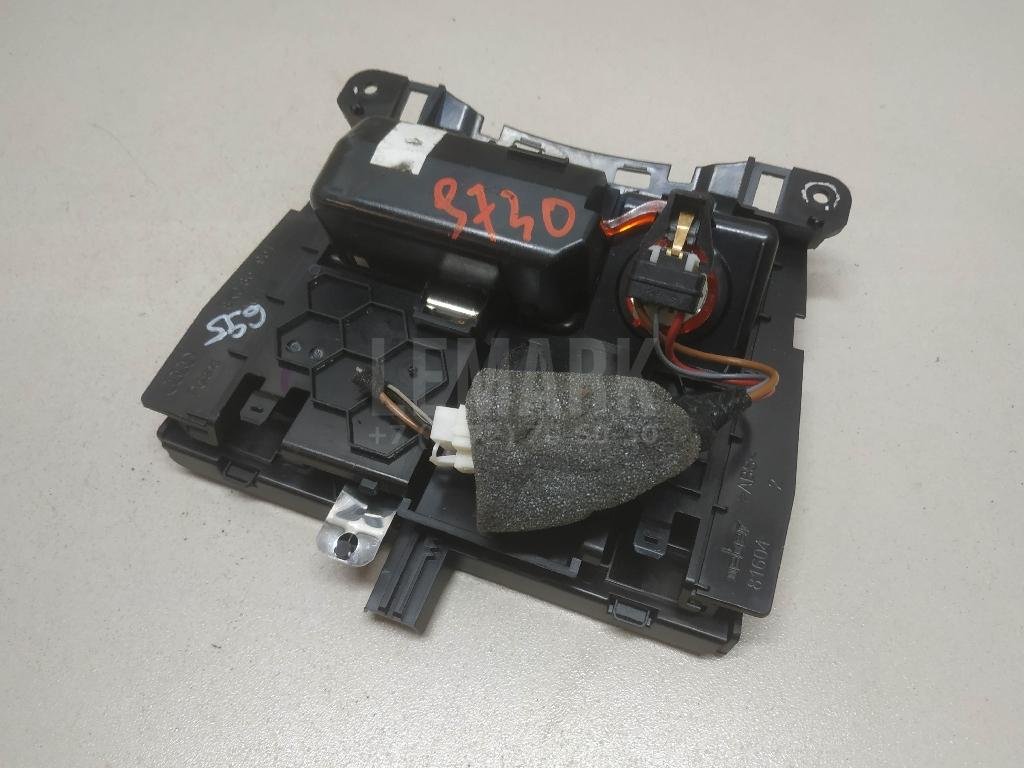 Пепельница передняя