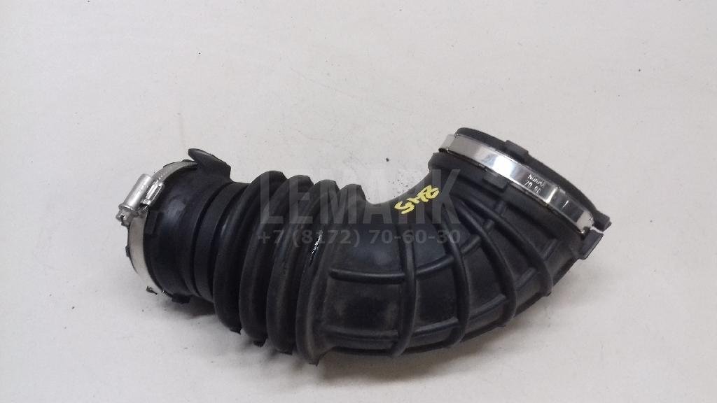 Патрубок воздушного фильтра