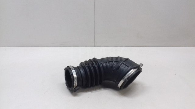 Патрубок воздушного фильтра